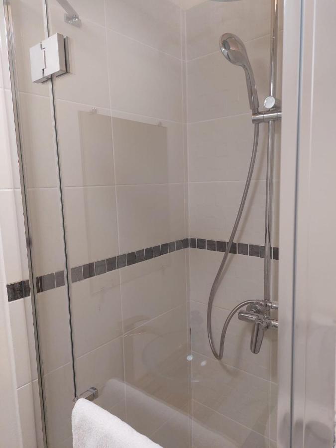 Happy Land Holliday Residential Hotel Epinay-sur-Seine Luaran gambar